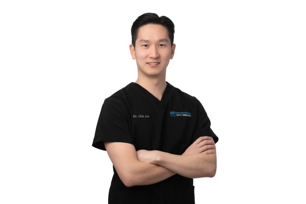 Dr. Chris Lee